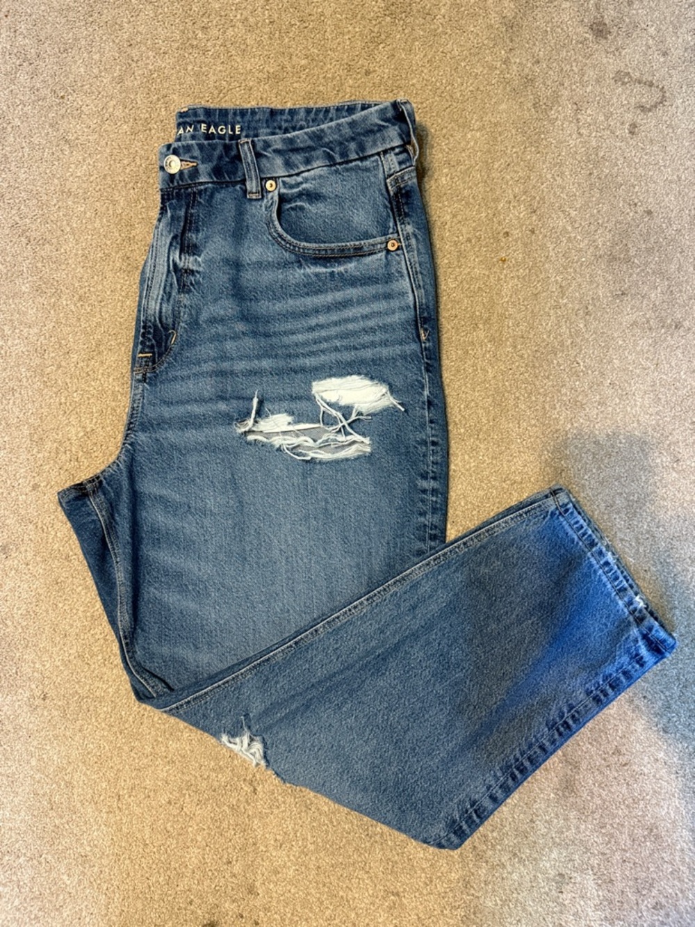 American Eagle Medium Wash Distressed Curvy Mom Jeans Size 18 Short